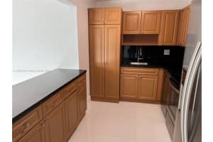 9445 SW 76th St, Miami, FL 33173, Sold 12/14/22