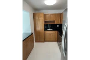 9445 SW 76th St, Miami, FL 33173, Sold 12/14/22