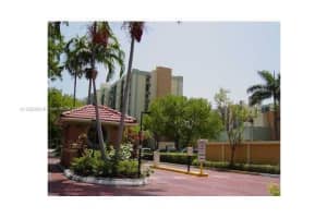 16919 N Bay Rd, Sunny Isles Beach, FL 33160, Sold 11/09/22