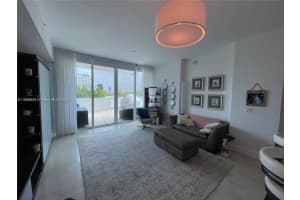 50 South Pointe Dr, Miami Beach, FL 33139, Sold 11/15/22