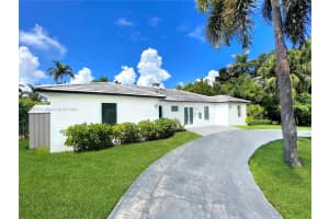 7430 Beach View Dr, North Bay Village, FL 33141, Sold 12/08/22