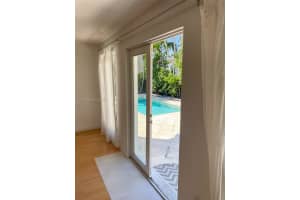 7430 Beach View Dr, North Bay Village, FL 33141, Sold 12/08/22