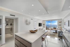 345 Ocean Dr, Miami Beach, FL 33139, Sold 12/07/22