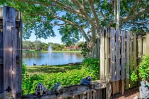9977 NW 6th Ct, Plantation, FL 33324, Sold 11/30/22