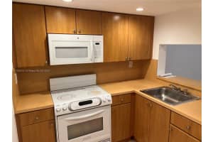 11790 SW 18th St, Miami, FL 33175, Sold 11/23/22