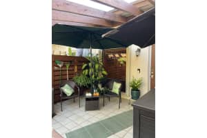 843 SW 118th Terrace, Davie, FL 33325, Sold 12/15/22