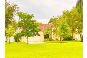 654 Lake Blvd, Weston, FL 33326, Sold 03/07/23