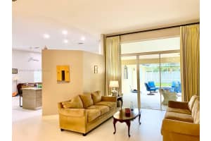 654 Lake Blvd, Weston, FL 33326, Sold 03/07/23
