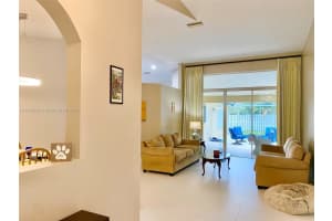 654 Lake Blvd, Weston, FL 33326, Sold 03/07/23