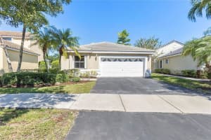 169 E Bayridge Dr, Weston, FL 33326, Sold 11/08/22