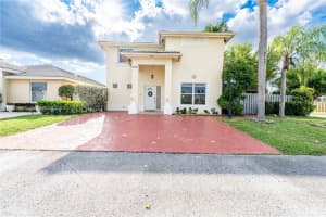18480 NW 56th Ave, Miami Gardens, FL 33055, Sold 11/14/22