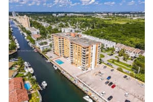 2450 NE 135th St APT 802, North Miami, FL 33181, Sold 06/13/23