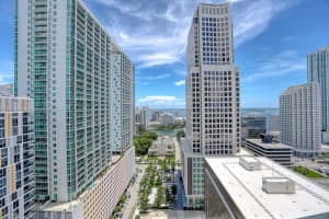 68 SE 6th St, Miami, FL 33131, Sold 11/18/22
