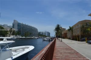 2941 NE 185th St, Miami, FL 33180, Sold 01/20/23