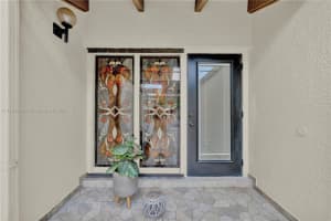 8128 SW 87th Terrace, Miami, FL 33143, Sold 11/01/22