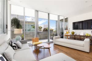 1700 Meridian Ave, Miami Beach, FL 33139, Sold 12/01/22