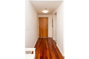 1200 Brickell Bay Dr, Miami, FL 33131, Sold 03/27/23