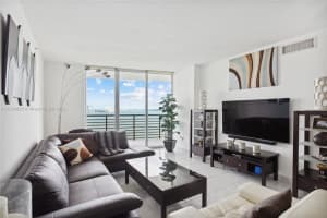 335 S Biscayne Blvd #1709, Miami, FL 33131, Sold 08/12/24
