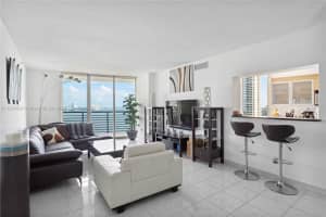 335 S Biscayne Blvd #1709, Miami, FL 33131, Sold 08/12/24