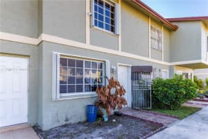 4021 W 9th Ct, Hialeah, FL 33012, Sold 11/04/22