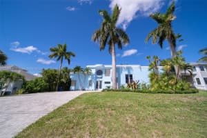 56 SW Riverway Blvd, Palm City, FL 34990, Sold 05/30/23