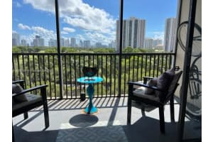 3101 N Country Club Dr, Aventura, FL 33180, Sold 12/07/22