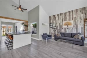 8607 NW 192nd Ln, Hialeah, FL 33015, Sold 11/09/22