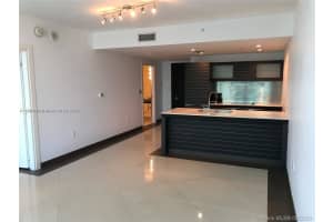 Epic Tower, 200 Biscayne Blvd Way, Miami, FL 33131, Sold 11/23/22