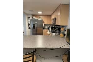 5249 NW 7th St, Miami, FL 33126, Sold 11/25/22