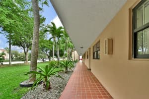 510 W Park Dr, Miami, FL 33172, Sold 12/19/22