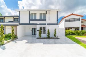 3900 W 10th Dr, Hialeah, FL 33012, Sold 01/05/23