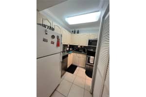 10413 N Kendall Dr, Miami, FL 33176, Sold 10/24/22