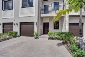 395 NE 211th Terrace, Miami, FL 33179, Sold 12/13/22