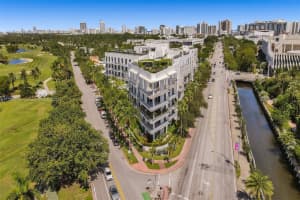 2001 Meridian Ave, Miami Beach, FL 33139, Sold 12/09/22