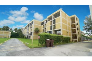 9210 Fontainebleau Blvd #503, Miami, FL 33172, Sold 02/13/23