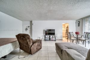 9320 Fontainebleau Blvd APT 101, Miami, FL 33172, Sold 01/24/23