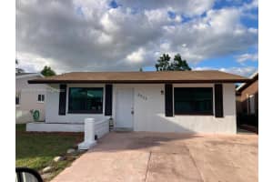 4923 NW 54th St, Tamarac, FL 33319, Sold 12/27/22