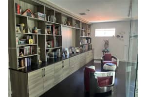6631 Mimosa Ct, South Miami, FL 33143, Sold 01/10/23