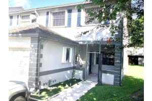 11045 SW 154th Pl, Miami, FL 33196, Sold 12/09/22