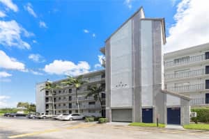 8750 Sherman Cir N APT 301, Miramar, FL 33025, Sold 11/04/22