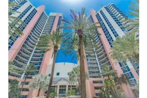19333 Collins Ave APT 1706, Sunny Isles Beach, FL 33160, Sold 05/19/23