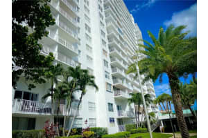 2801 NE 183rd St #112w, Aventura, FL 33160, Sold 03/13/23