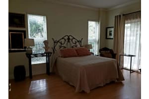 20 Calabria Ave, Coral Gables, FL 33134, Sold 11/23/22