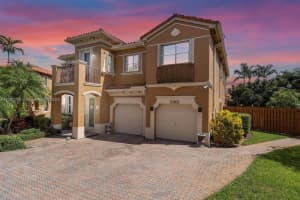 15020 SW 27th St, Miami, FL 33185, Sold 05/02/23