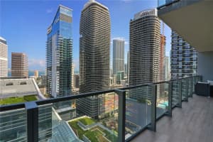 88 SW 7th St Apt 2209, Miami, FL 33130, Sold 05/28/23