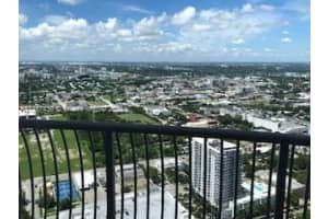 1750 N Bayshore Dr. 5215, Miami