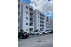 8145 NW 7th St APT 503, Miami, FL 33126, Sold 11/22/22