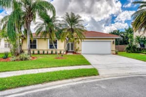 18876 NW 23rd St, Pembroke Pines, FL 33029, Sold 01/10/23