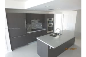 7751 NW 107th Ave Apt 201, Doral, FL 33178, Sold 03/24/23