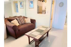 100 Lincoln Rd, Miami Beach, FL 33139, Sold 12/08/22